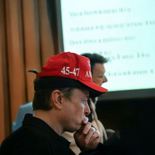Elon Gulf Of America Red Hat